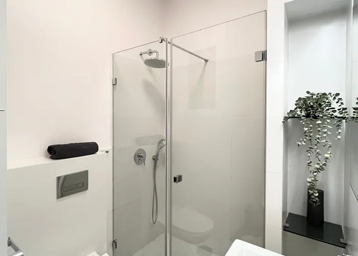 Vis A Vis Koziolkow 포즈난